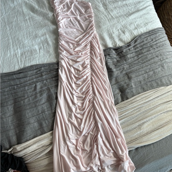 Meshki - Capri Gathered Slinky Maxi Dress - Powder Pink - Picture 3 of 6